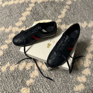 Gucci boy sneakers, size 32/us 1
